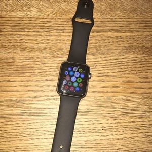 Apple Watch. Series 3. 42mm.